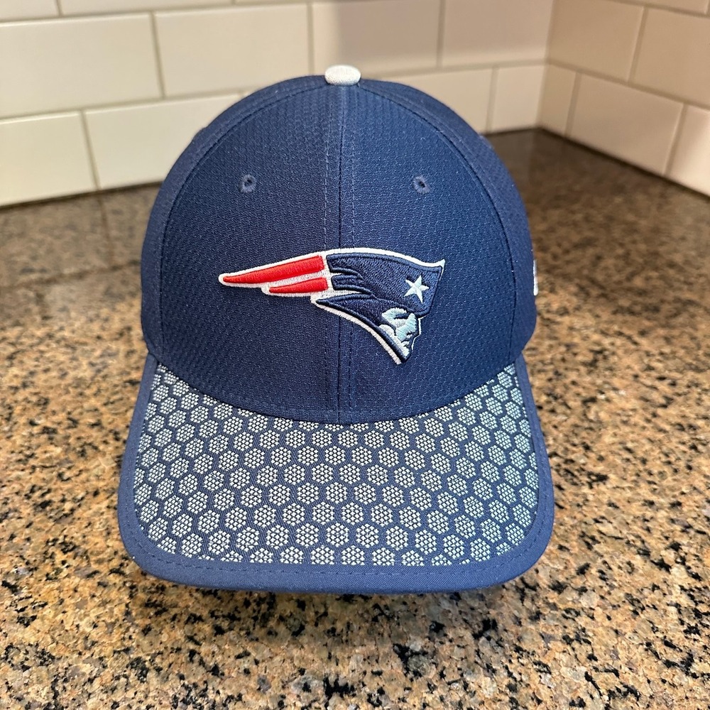 New England Patriots New Era 39THIRTY Men's M-L Navy Hex Stretch Cap